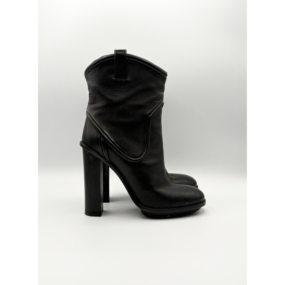 Gucci Black Leather Western Style Block Heel Ankle Boots Runway Size EU 38